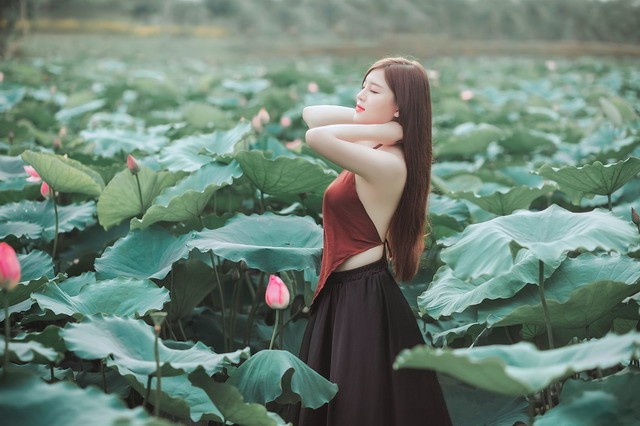 专题图片:女人八字眉面相好不好? 八字眉的女人旺夫吗?